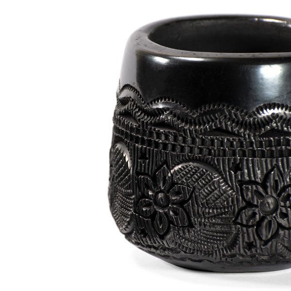 Barro Negro Mexican Tasting Glass by Taller Llerys - UK loves MEX