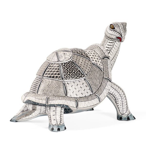 Exquisite Handcrafted Alebrije Turtle by Nicolas Morales & Laura Jimenez - UK loves MEX