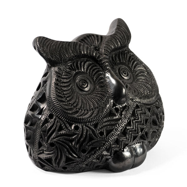Large Barro Negro Owl Ornament by Taller Llerys - UK loves MEX