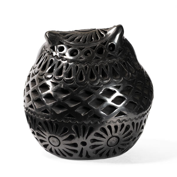 Small Barro Negro Owl Ornament by Taller Llerys - UK loves MEX