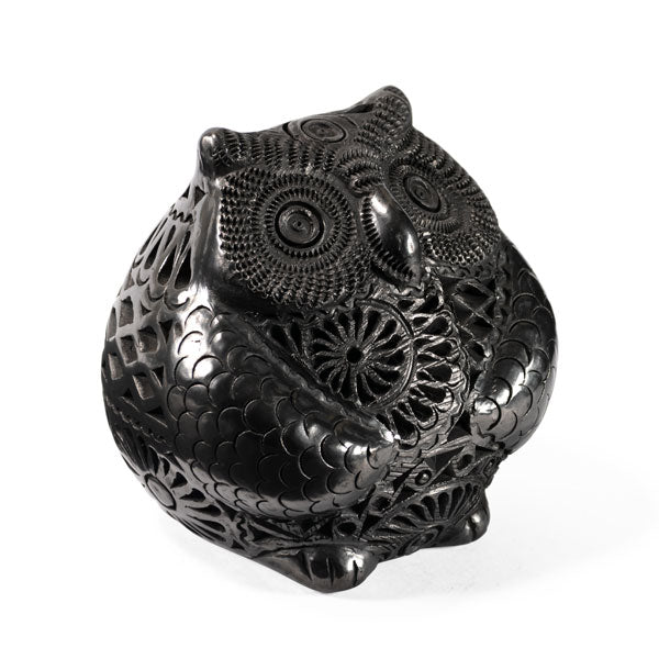 Small Barro Negro Owl Ornament by Taller Llerys - UK loves MEX