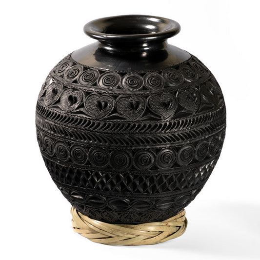 Barro Negro Wide Vase by Taller Llerys - UK loves MEX