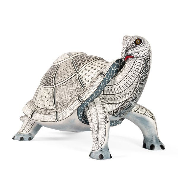 Exquisite Handcrafted Alebrije Turtle by Nicolas Morales & Laura Jimenez - UK loves MEX