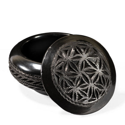 Nigüa Barro Negro Jewelry Box by Taller Llerys - UK loves MEX