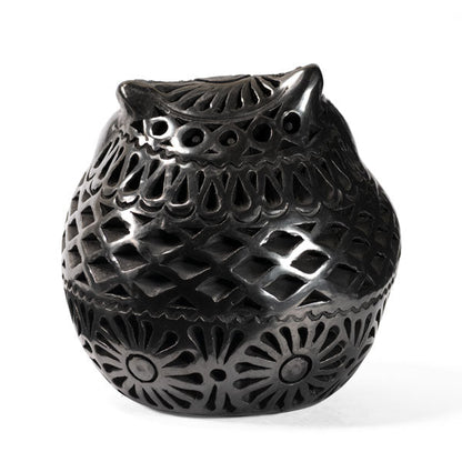 Small Barro Negro Owl Ornament by Taller Llerys - UK loves MEX